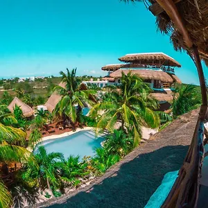 Ensueno & Club Lejlighedshotel